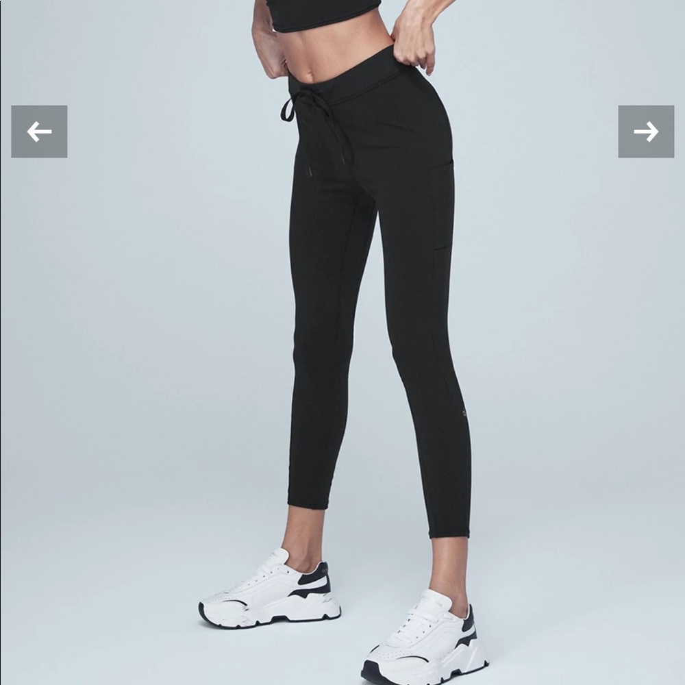 Alo Yoga High Waist Checkpoint 7/8 Legging. Size Small.